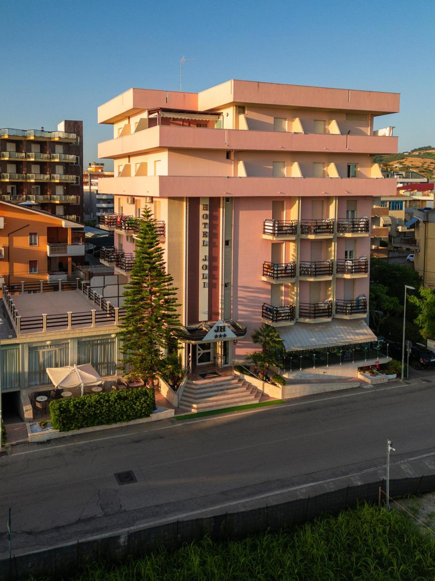Hotel Joli Алба Адриатика Екстериор снимка